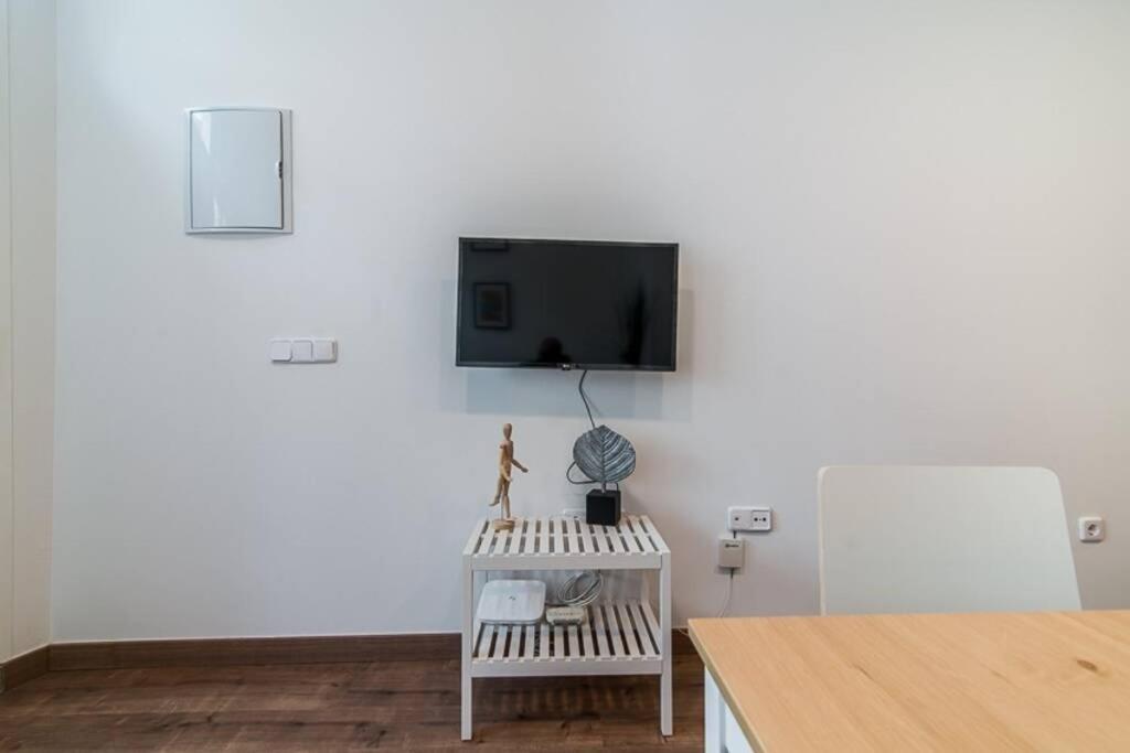 #15Pin-2 Apartamento De Un Dormitorio Plaza Castilla Madrid Kültér fotó